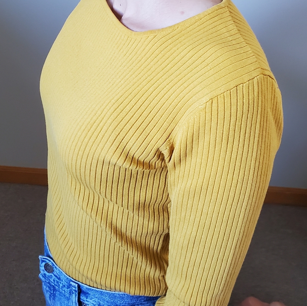 Mustard Yellow Ribbed Crop Top - Picture 4 of 10